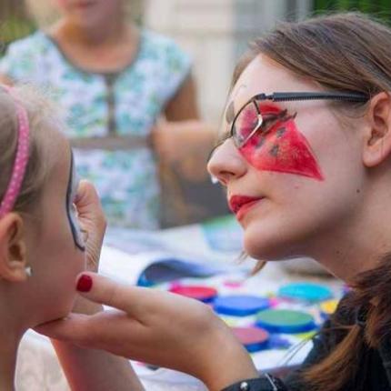 animator dla dzieci, face painting, animator dębica, animator krosno, malowanie twarzy na festyn