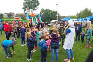 Smerfy - animator zabaw dla dzieci na festyn animator dla dzieci na festyn, animator dla dzieci smerfy